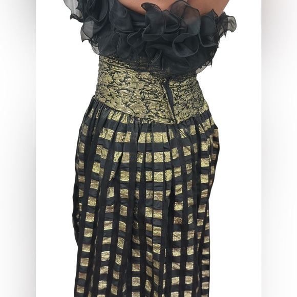 RARE Vintage Eugene Alexander  Black and Gold Gown - Picture 12 of 16